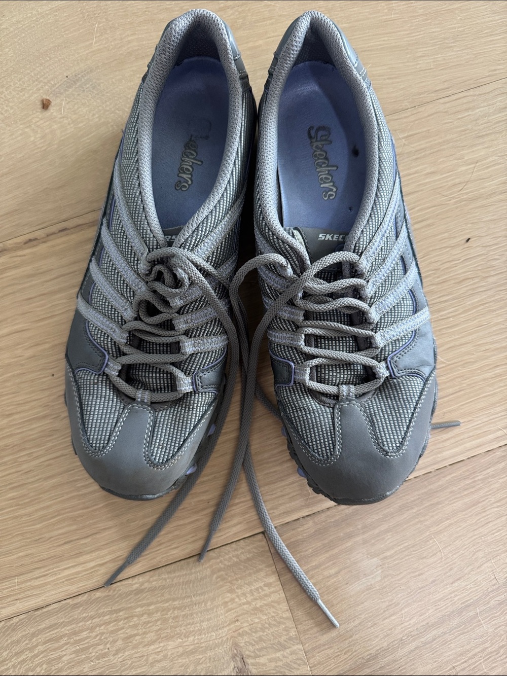 Skechers Women's Gray Low-Top Lace-Up Sneakers